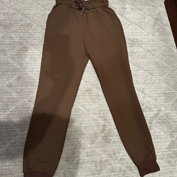 Lululemon Women's Java Jogger Pants - Picture 2 of 3